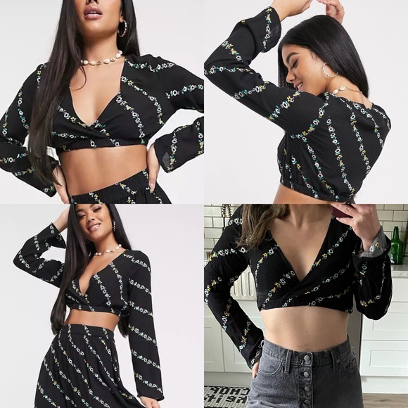 - Nwt asos floral Printed Long sleeve Crop Top v neck